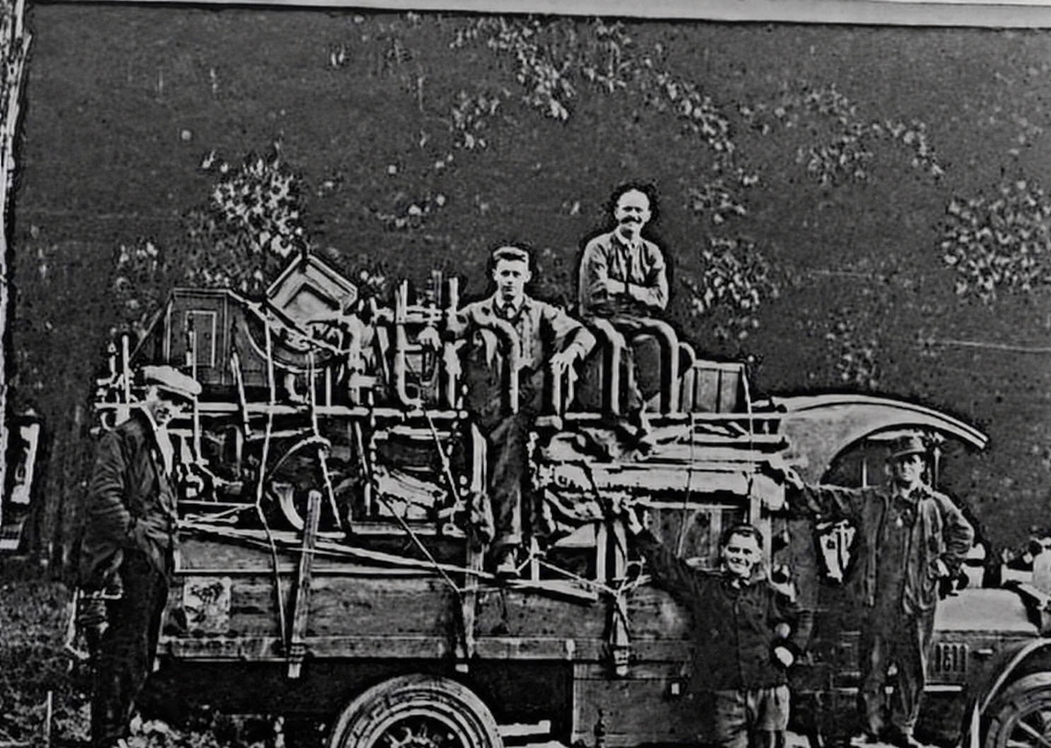 The Charette family moving furniture with a Model T Ford in the 1920s, Otis Co.